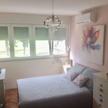Apartman Sanja Appartamento *